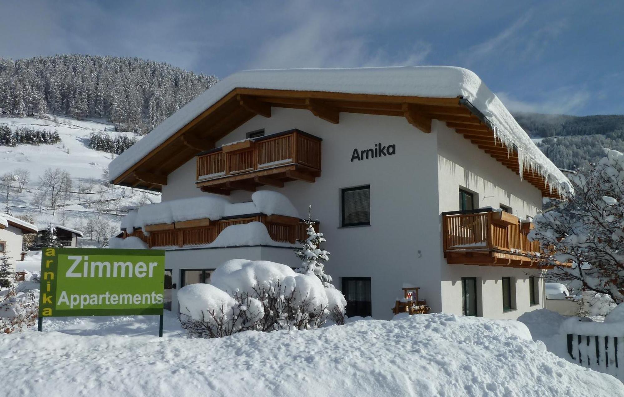 Haus Arnika Hotel Nauders Exterior photo